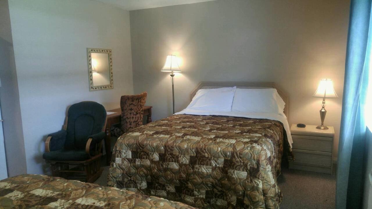 Mile Zero Motel Midway Luaran gambar